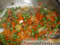 Фото приготовления рецепта: Тыква, фаршированная куриным мясом, грибами и овощами - шаг №17