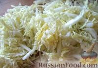 Фото приготовления рецепта: Салат из пекинской капусты "Крабовый" - шаг №1