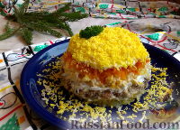 Фото к рецепту: Салат «Мимоза» с сардинами