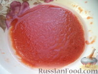 Фото приготовления рецепта: Жареная скумбрия в томатном кляре - шаг №3