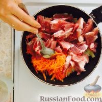 Фото приготовления рецепта: Рис с мясом в духовке - шаг №3