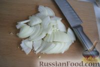 Фото приготовления рецепта: Салат из фасоли с грибами - шаг №3