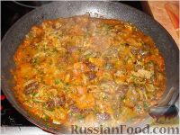 Фото приготовления рецепта: Пряный рассольно-томатный суп с говядиной - шаг №9