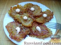 Фото к рецепту: Картофельные оладьи с луком (Драники)