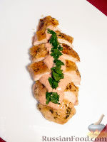 Фото к рецепту: "Медленная" курица в духовке