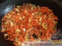 Фото приготовления рецепта: Картофель тушеный с мясом - шаг №8