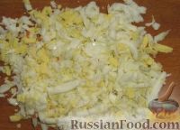 Фото приготовления рецепта: Паштет из белой фасоли и яиц - шаг №2