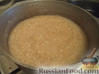 Фото приготовления рецепта: Каша пшеничная с маслом - шаг №5