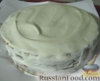Фото приготовления рецепта: Торт из печенья со сметаной, апельсинами и желе (без выпечки) - шаг №9