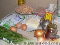 Фото приготовления рецепта: Заливной пирог с квашеной капустой и мясным фаршем - шаг №1