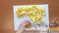 Фото приготовления рецепта: Курица с картошкой, в сливках (в мультиварке) - шаг №1