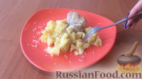 Фото приготовления рецепта: Курица с картошкой, в сливках (в мультиварке) - шаг №4