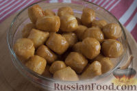 Фото приготовления рецепта: Баурсаки по-татарски - шаг №11