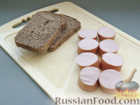 Фото приготовления рецепта: Печёночные блинные рулетики с морковью и плавленым сыром - шаг №10