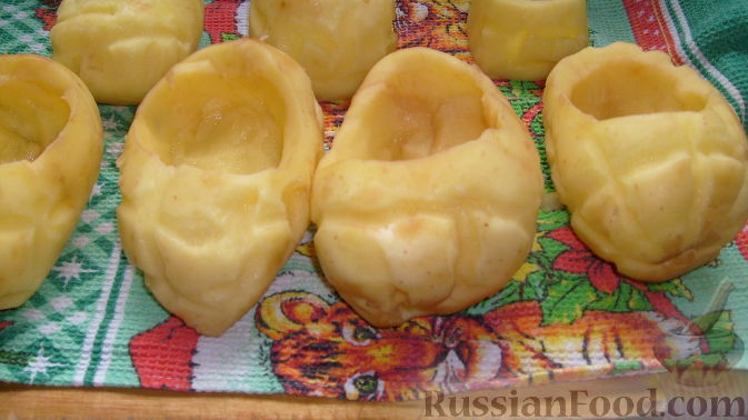 Лапти из картофеля с грибами и баклажанами