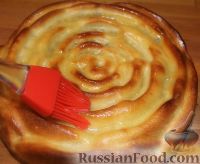 Фото приготовления рецепта: Пот-пай (пирог) с мясом и картошкой - шаг №15
