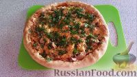 Фото приготовления рецепта: Домашняя пицца с сырными бортиками - шаг №19