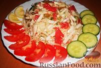 Фото к рецепту: Салат из редьки с капустой и грейпфрутом