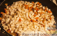 Фото приготовления рецепта: Крем-суп с сельдереем - шаг №7