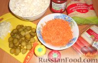 Фото приготовления рецепта: Солянка из свежей капусты с рисом и сосисками - шаг №5