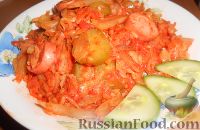 Фото приготовления рецепта: Солянка из свежей капусты с рисом и сосисками - шаг №18