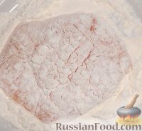 Фото приготовления рецепта: Шницель из курицы в панировке из сухарей - шаг №9