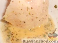 Фото приготовления рецепта: Шницель из курицы в панировке из сухарей - шаг №11