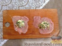 Фото приготовления рецепта: Котлеты по-киевски с вешенками и сыром - шаг №9