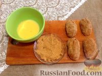 Фото приготовления рецепта: Котлеты по-киевски с вешенками и сыром - шаг №13
