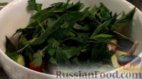 Фото приготовления рецепта: Восточный салат "Фаттуш" - шаг №7