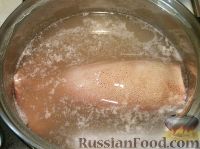 Фото приготовления рецепта: Кальмары с сыром и чесноком - шаг №2