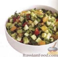 Фото к рецепту: Овощной салат с зеленью