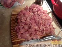 Фото приготовления рецепта: Картофель спиралью, запечённый с колбасой, на шпажках - шаг №4