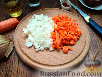 Фото приготовления рецепта: Солёные сырники с копчёным сыром и зелёным луком - шаг №11