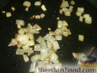 Фото приготовления рецепта: Летний салат с индейкой, черешней и сыром фета - шаг №5
