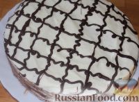 Фото приготовления рецепта: Сливочно-земляничный торт - шаг №14