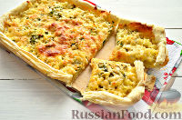 Фото приготовления рецепта: Открытый пирог с картофелем, зеленью и сыром - шаг №8