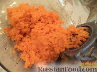 Фото приготовления рецепта: Запеканка из моркови с творогом - шаг №4