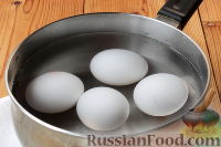Фото приготовления рецепта: Салат из яиц - шаг №2