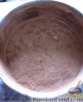 Фото приготовления рецепта: Торт "Бисквит в шоколадной короне" - шаг №3