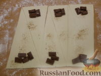 Фото приготовления рецепта: Круассаны с шоколадом - шаг №4