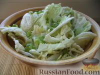 Фото к рецепту: Салат из пекинской капусты