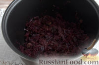 Фото приготовления рецепта: Солянка с краснокочанной капустой (в мультиварке) - шаг №7