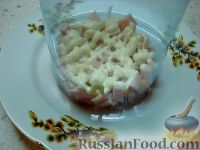 Фото приготовления рецепта: Салат "Корзина с фиалками" - шаг №9