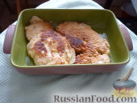 Фото приготовления рецепта: Нежные куриные отбивные в кляре - шаг №9