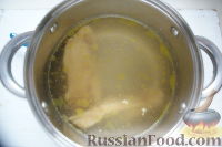 Фото приготовления рецепта: Суп с фасолью, на курином бульоне - шаг №2