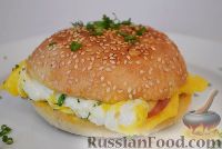 Фото к рецепту: Завтрак на скорую руку (бутерброд с яйцом)