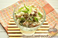 Фото приготовления рецепта: Салат из кальмаров с рисом - шаг №9