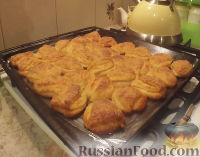 Фото приготовления рецепта: Творожное печенье "Ушки" - шаг №5