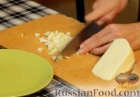 Фото приготовления рецепта: Куриные рулетики с помидорами и мягким сыром - шаг №5